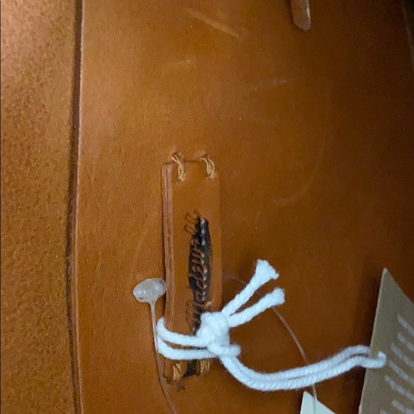 The Elsewhere Tie Crossbody Tote in Leather ai312 - Picture 6 of 6